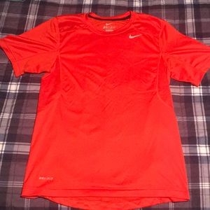Nike dri-Fit tee